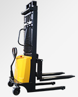 電動(dòng)堆高車高效物流作業(yè)的得力助手